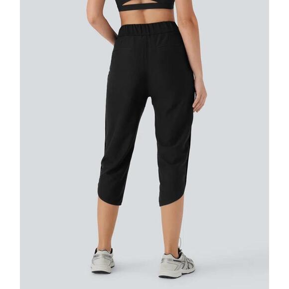 Halara Mid Rise Curved Hem Yoga Capri Pants with Pockets XS NWT $49.95 MSRP - Picture 2 of 9